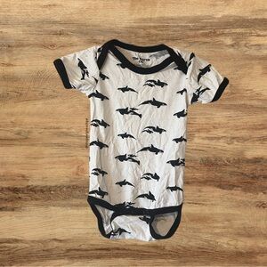 Burch Apparel Orcas Short Sleeve Bodysuit 6-12m